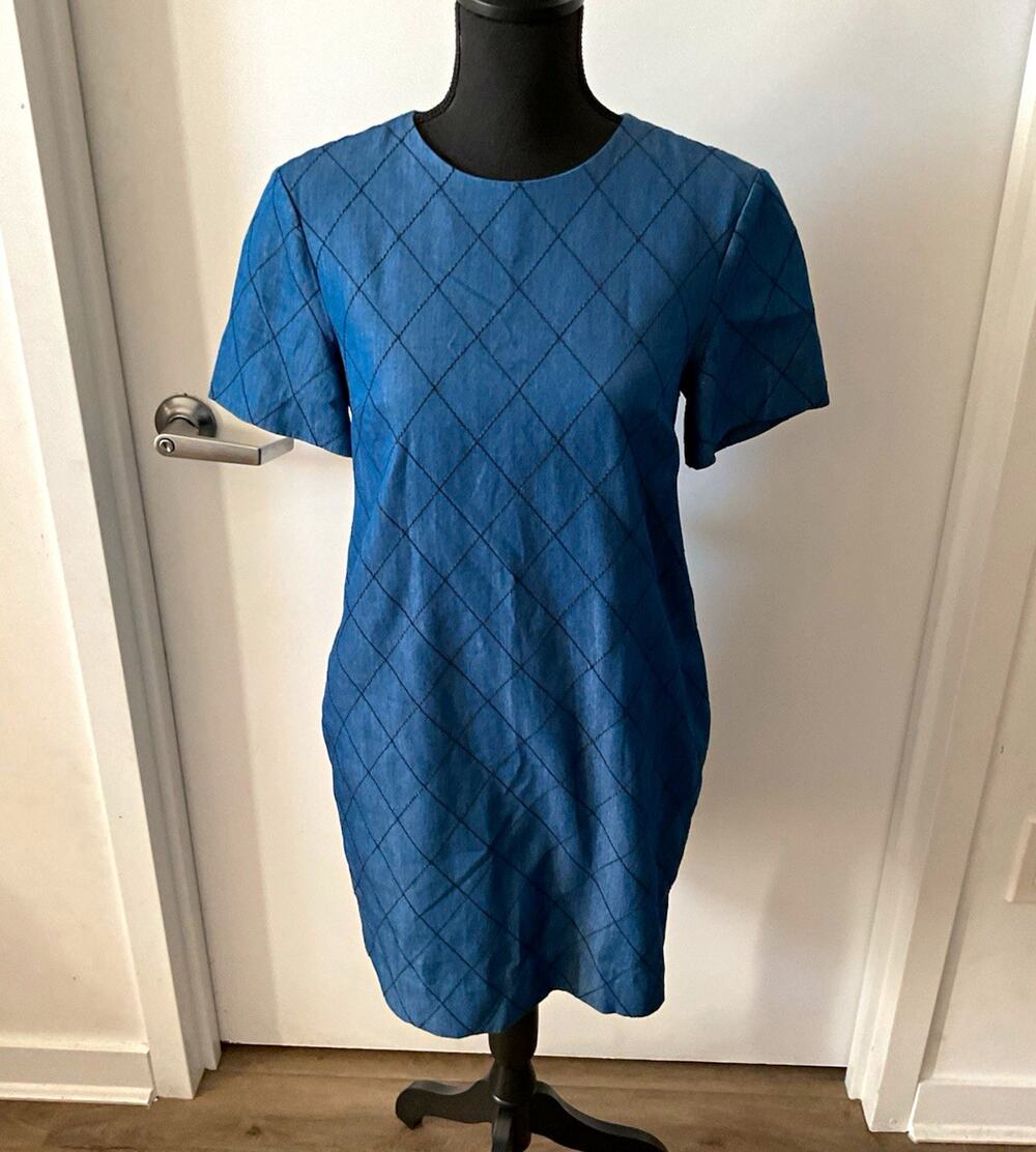 kate spade new york Blue Quilted Denim Shift Dress Zip Back Lined Sz 2
